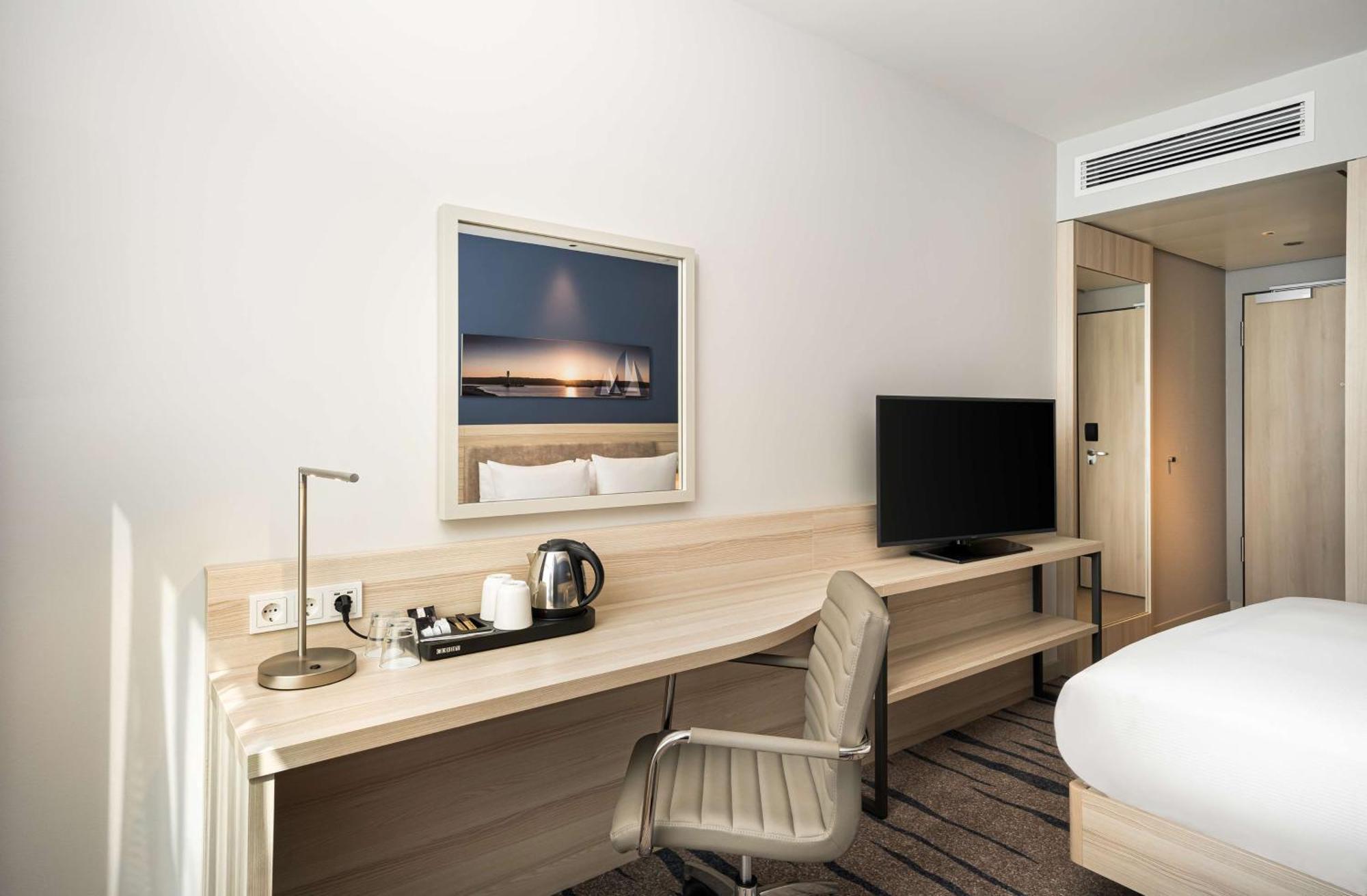 Hotel Hampton By Hilton Kiel Extérieur photo