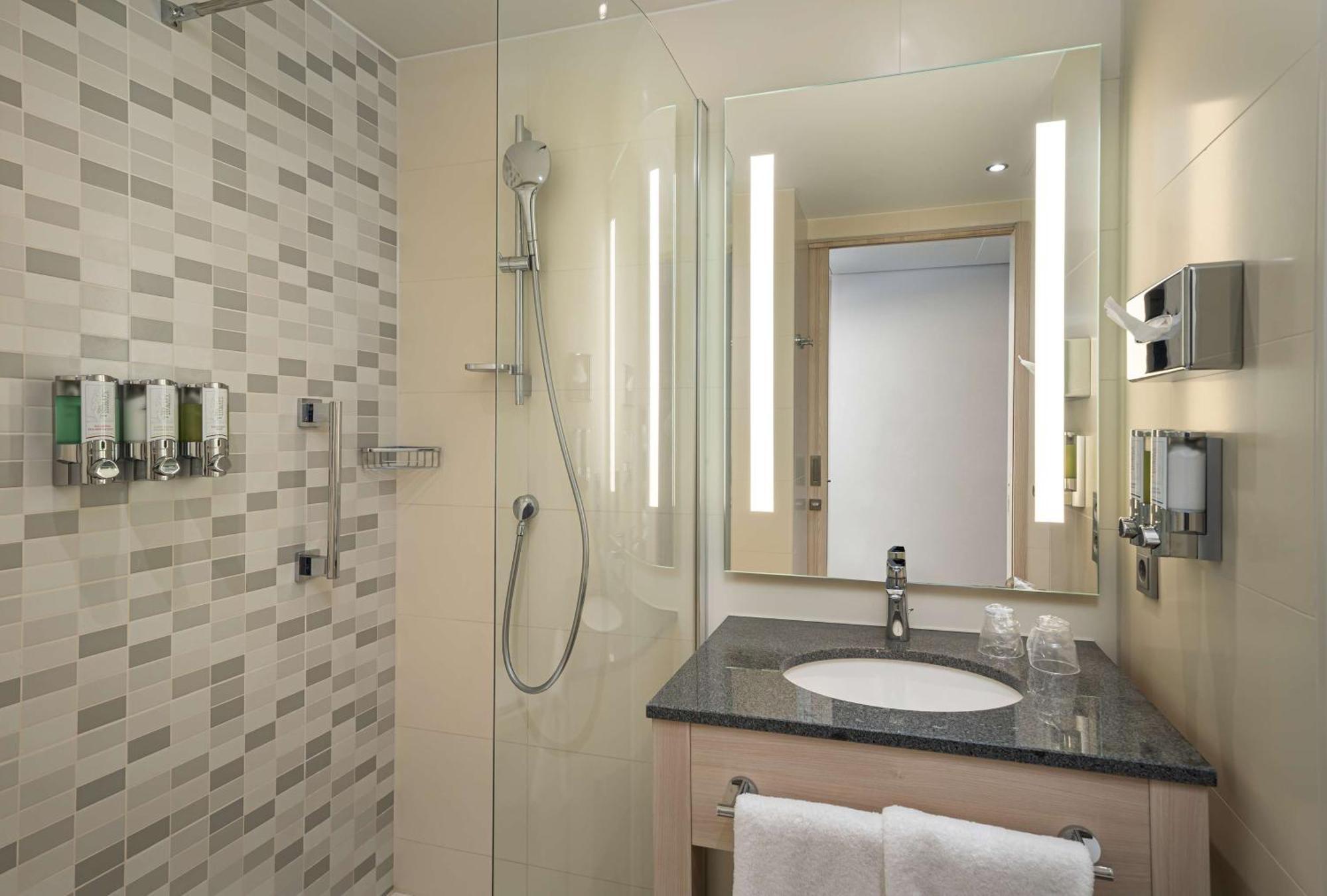 Hotel Hampton By Hilton Kiel Extérieur photo