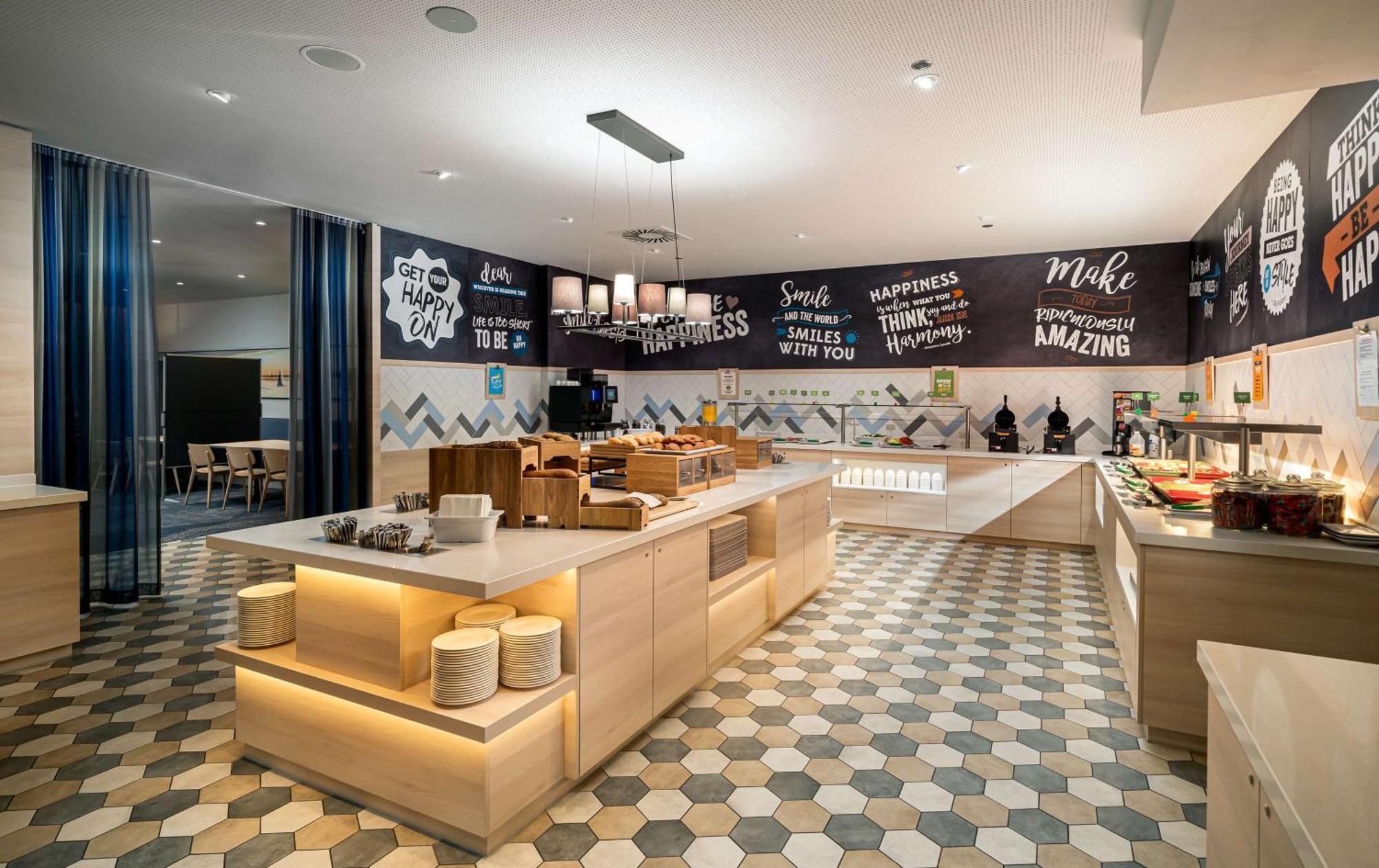 Hotel Hampton By Hilton Kiel Extérieur photo